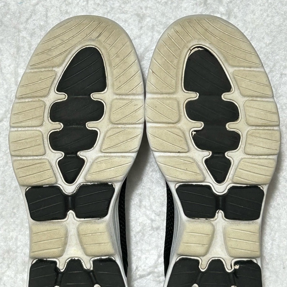 Skechers Womens Black Knit GO Walk 5 Ultra GO Slip On Sneakers Shoes SZ 8.5 - Picture 9 of 11